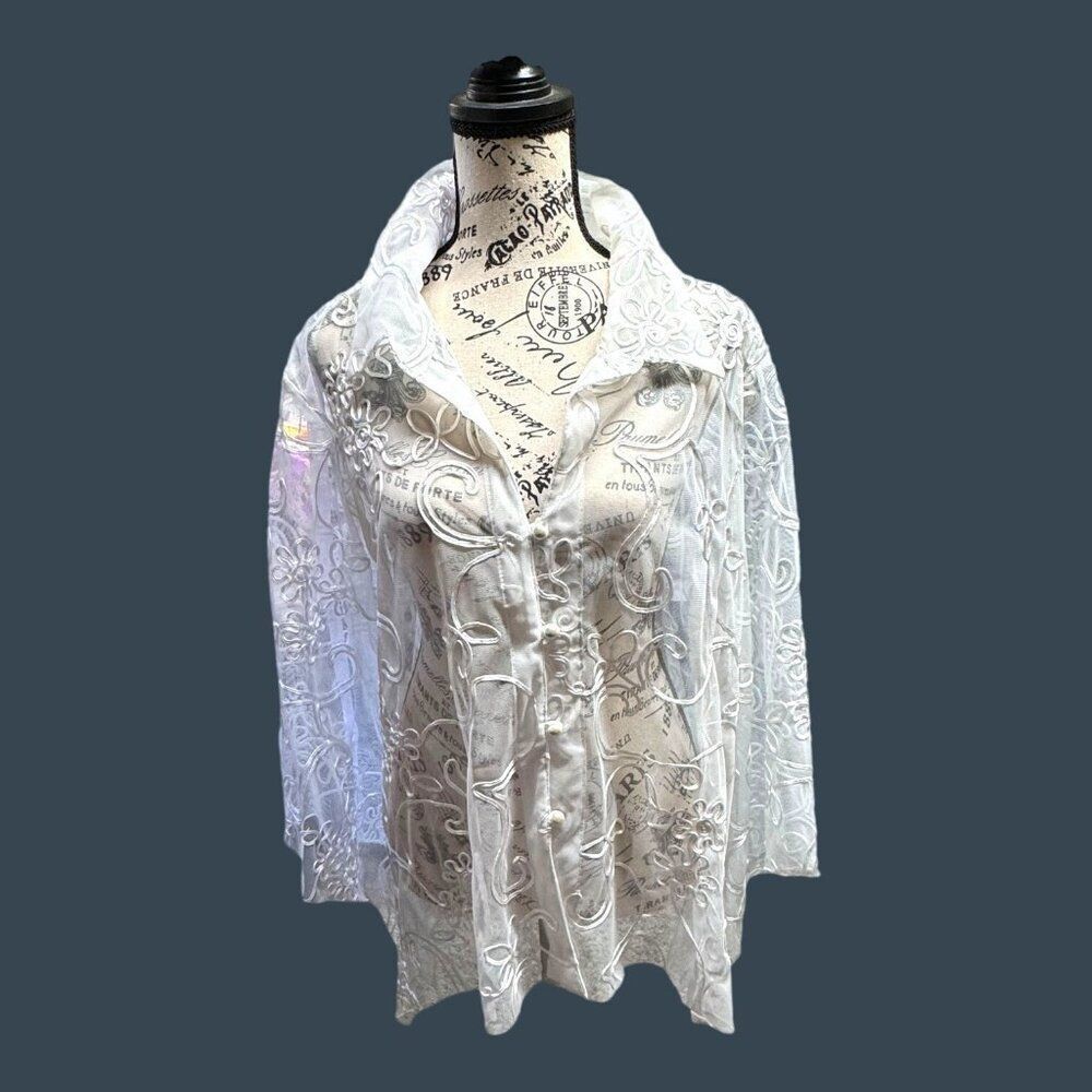 Studio 1940 Sheer White Embroidered Lace Top Long Sleeve Button Closure Size 22